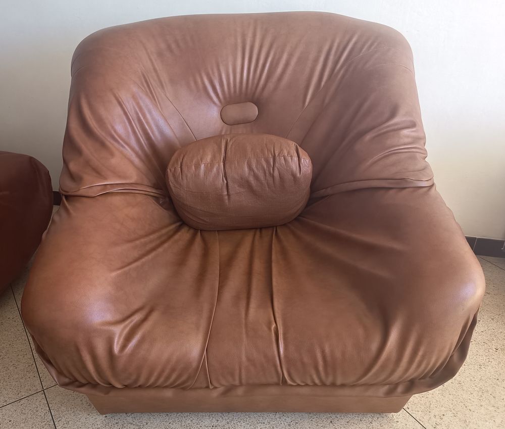 canape lit coffre + fauteuil pouf Meubles