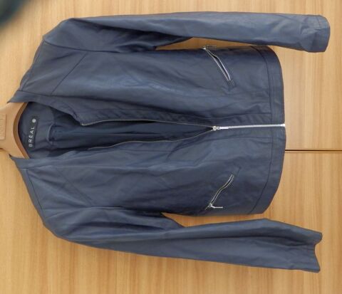 Veste / Blouson BREAL couleur Bleu marine T 46 : Très bon ét 12 Évry (91)