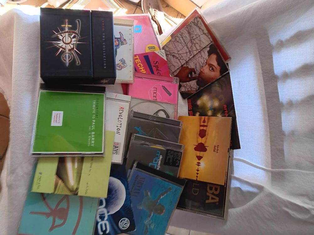 18 CD Collectors CD et vinyles
