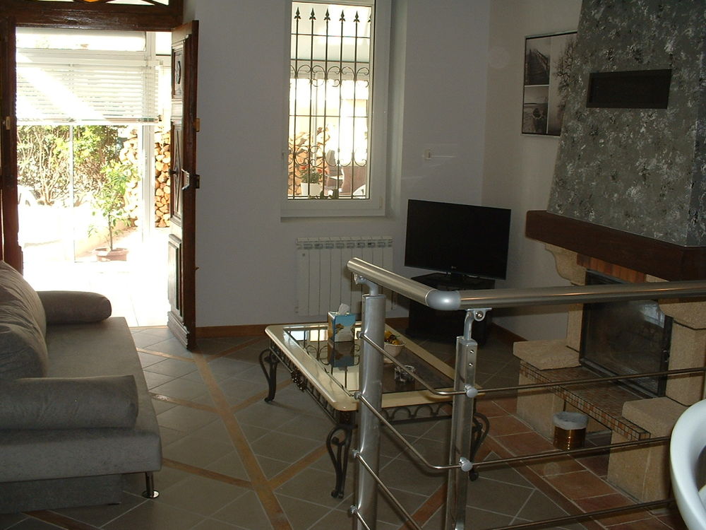 Location Appartement Très Bel Meublé T2 Appartement avec jardin + Cellier Privé Salles-d'aude