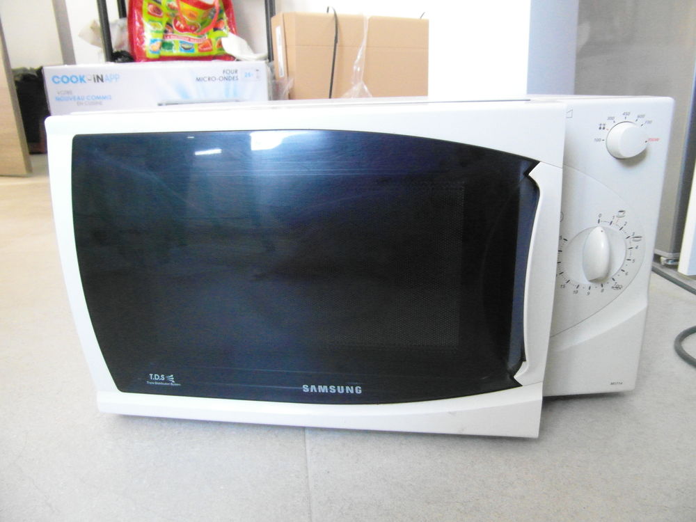 Micro ondes Samsung Electroménager