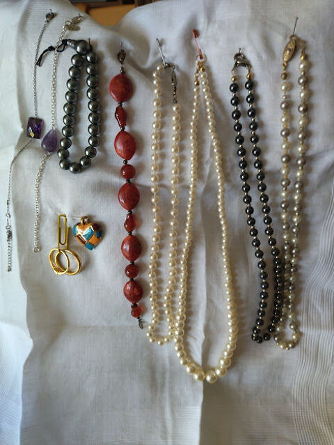 bijoux fantaisie 10 Montpon-Mnestrol (24)