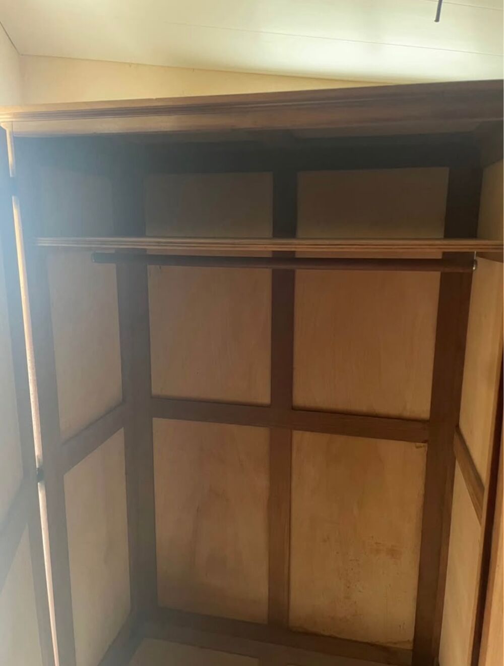 Armoire courbaril locale Meubles