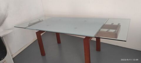Table design en bois et verre  BoConcept  80 Mions (69)