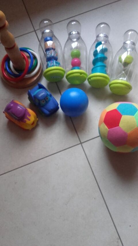 Jeux pour  enfants : jeu de quilles jeu de cerceaux voitures 3 Avelin (59)