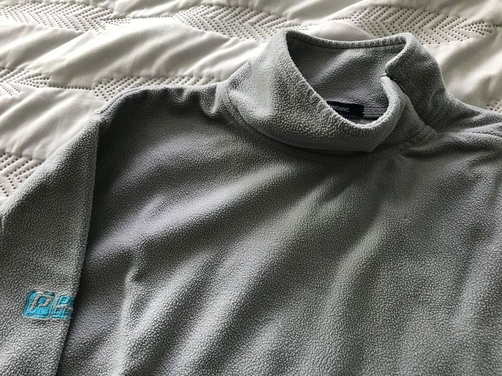 Pull maille polaire GRIS fermeture sur l'&eacute;paule 38 ou 16 a Vêtements