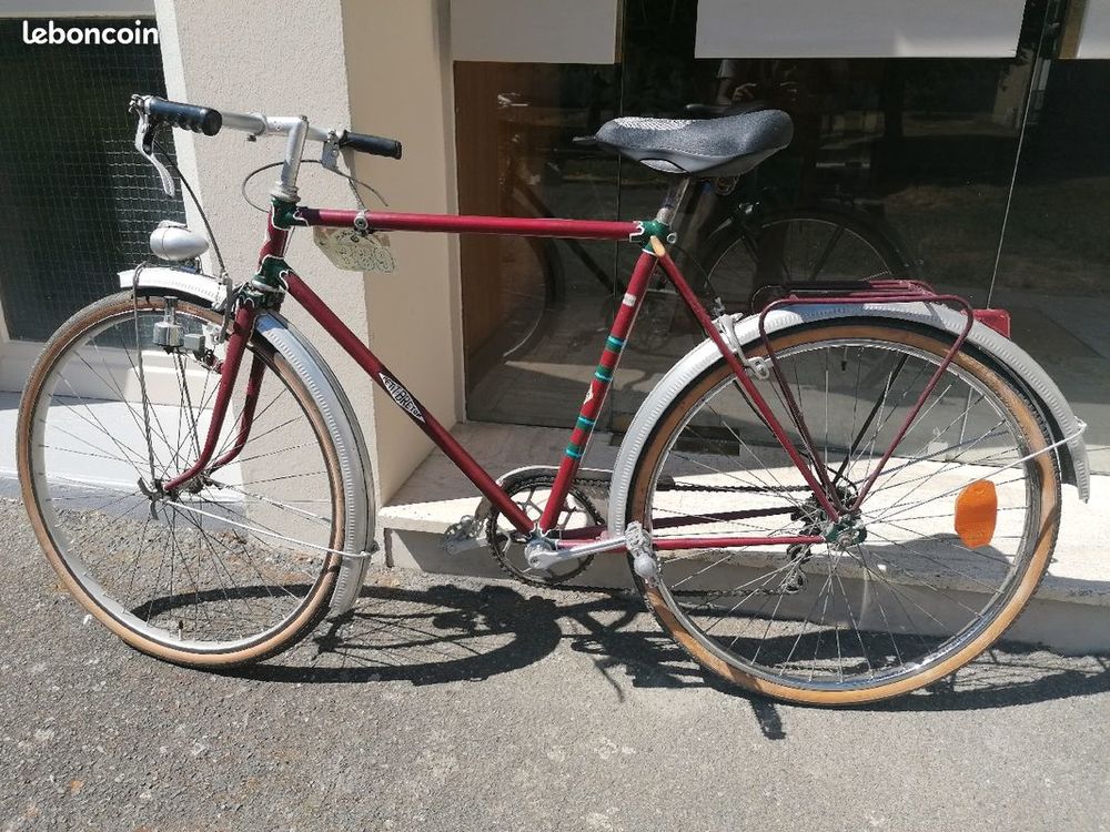 V&eacute;lo ville de collection (restaur&eacute;) Vélos