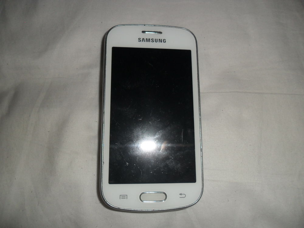  t&eacute;l&eacute;phone SAMSUNG Téléphones et tablettes