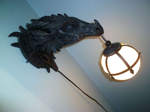 lampe t�te de dragon 40 Reims (51)
