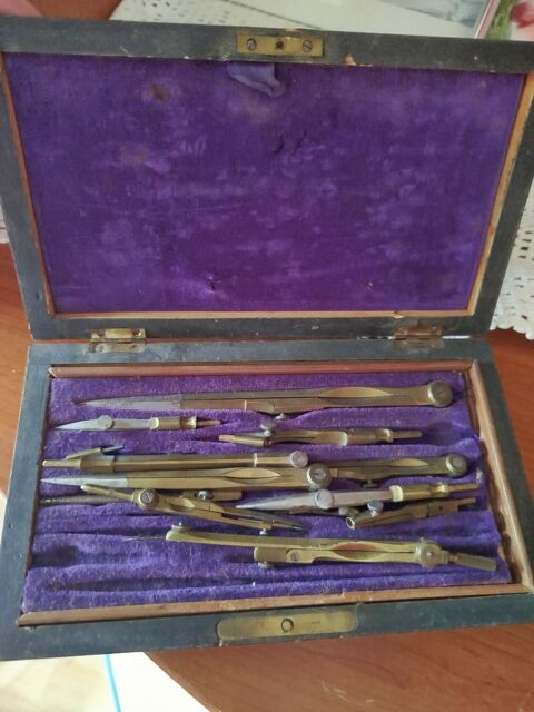 Compas epoque 40 Bourges (18)