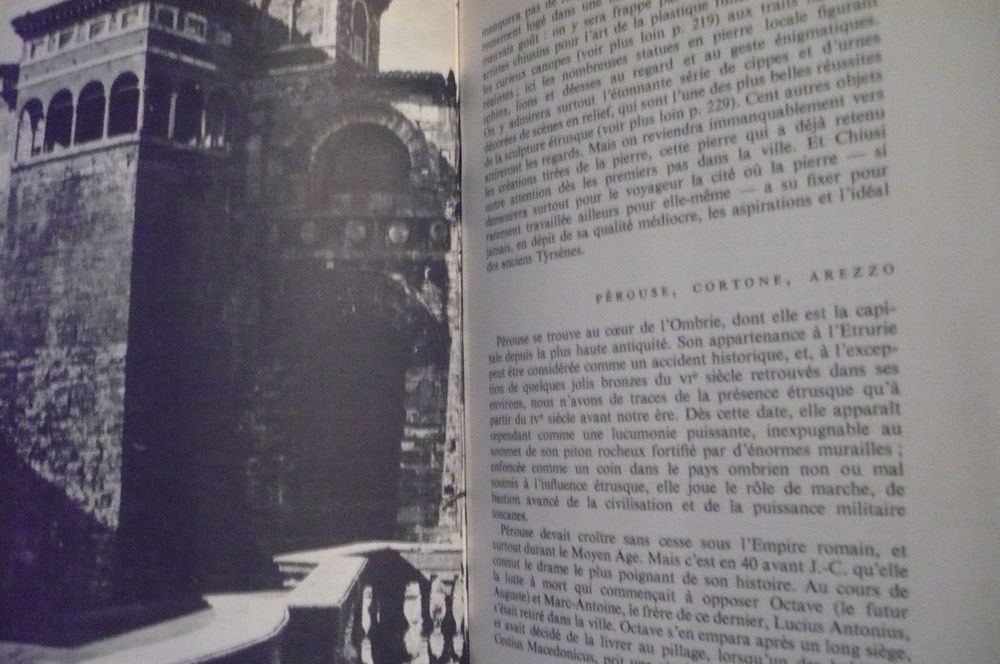 LES &Eacute;TRUSQUES PEUPLE SECRET de Alain HUS (1960) Livres et BD