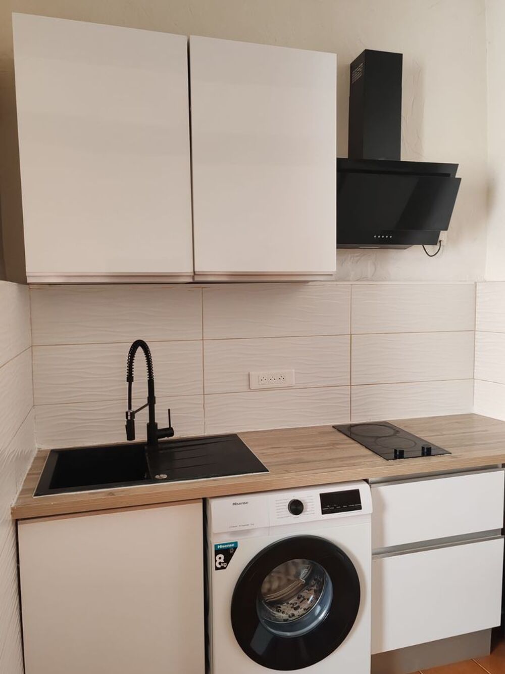 Location Appartement Studio meublé 1 pièce 23 m² Tavernes