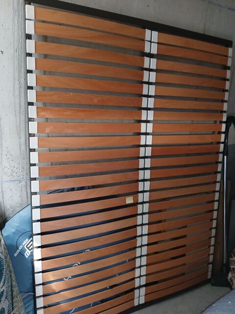 Sommier � lattes bois 2 fois 24 lattes 35 Romans-sur-Is�re (26)