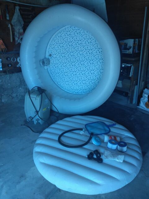 Spa bestway lay-z-spa 4 places 250 Les Arcs (83)