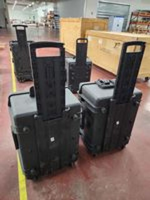   Lot de valises de protection Peli et autres marques 