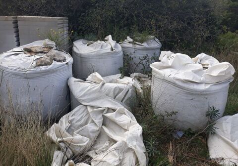 Big bags de sable et de mlange  beton 100 Larnas (07)