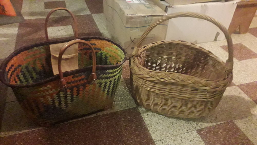 Anciens paniers rotin/osier. Maroquinerie