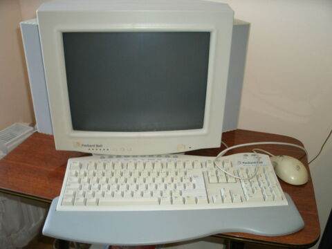 Ordinateur de Bureau Packard Bell 90 Saint-Clair-sur-l'Elle (50)