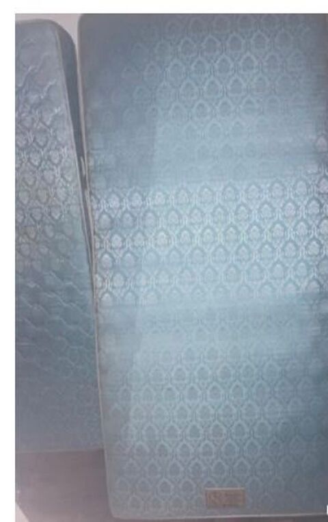 Sommier et matelas 1 personne 88ccmx 186 cm 150 Paris 14 (75)