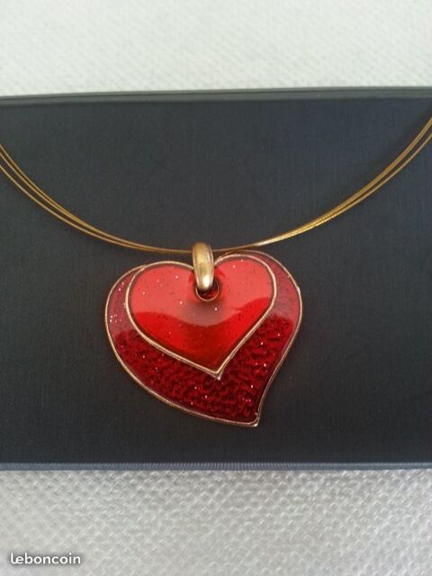 Collier Coeur en émail 14 Bretignolles-sur-Mer (85)