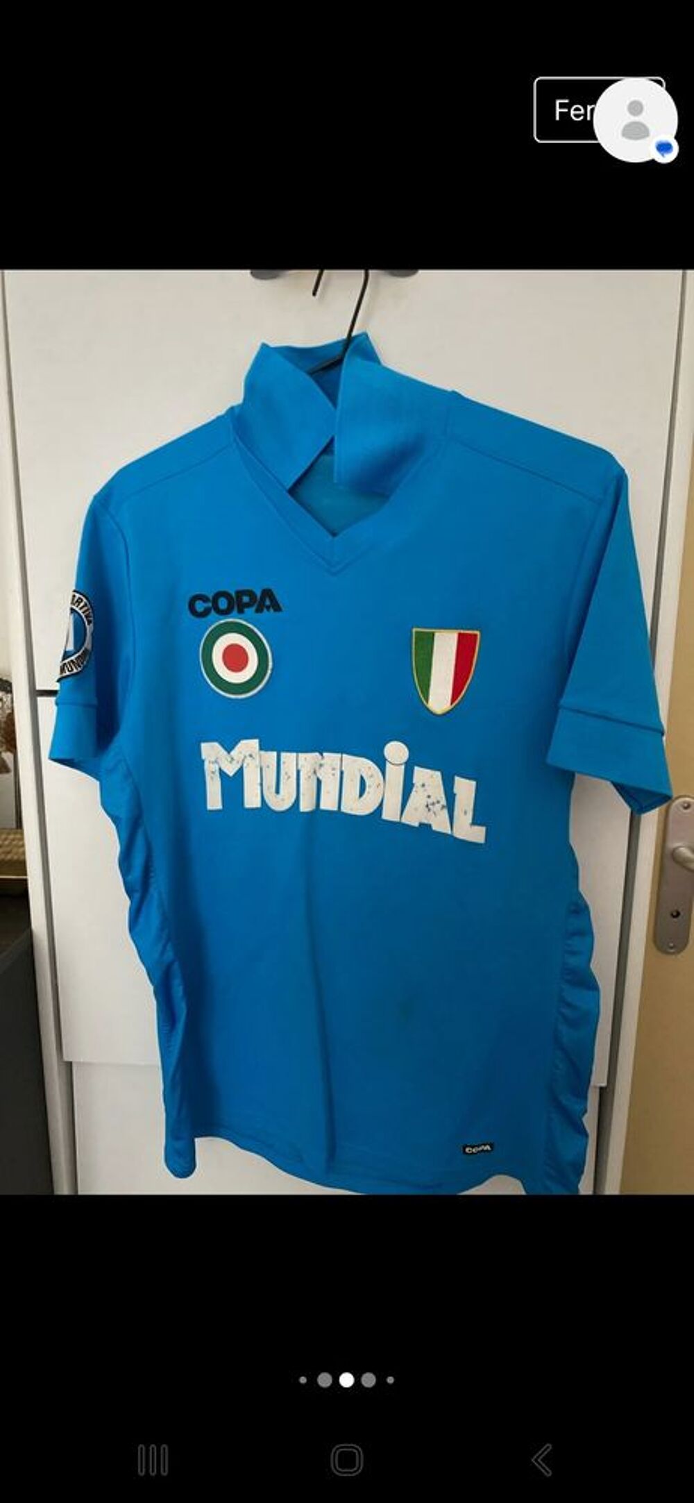 MAILLOT DE FOOTBALL VINTAGE. 
Vêtements