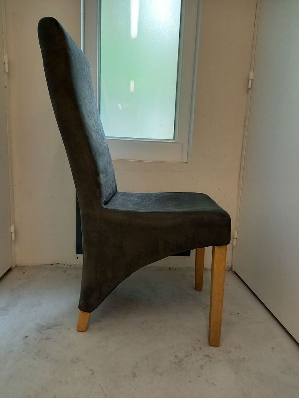 3 chaises tissus Nubuc gris TBE Meubles