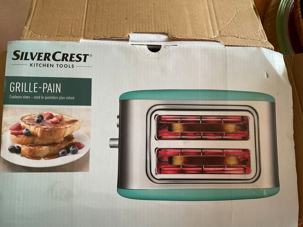 Grille pain vert neuf silvercrest Electroménager