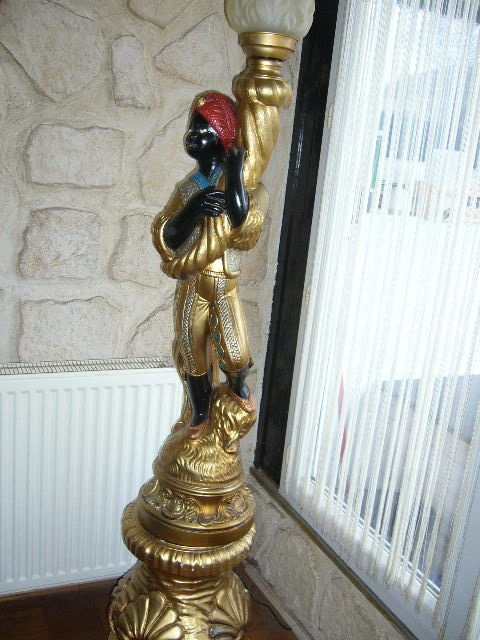 lampe sur pied 600 Vaux-le-Pnil (77)