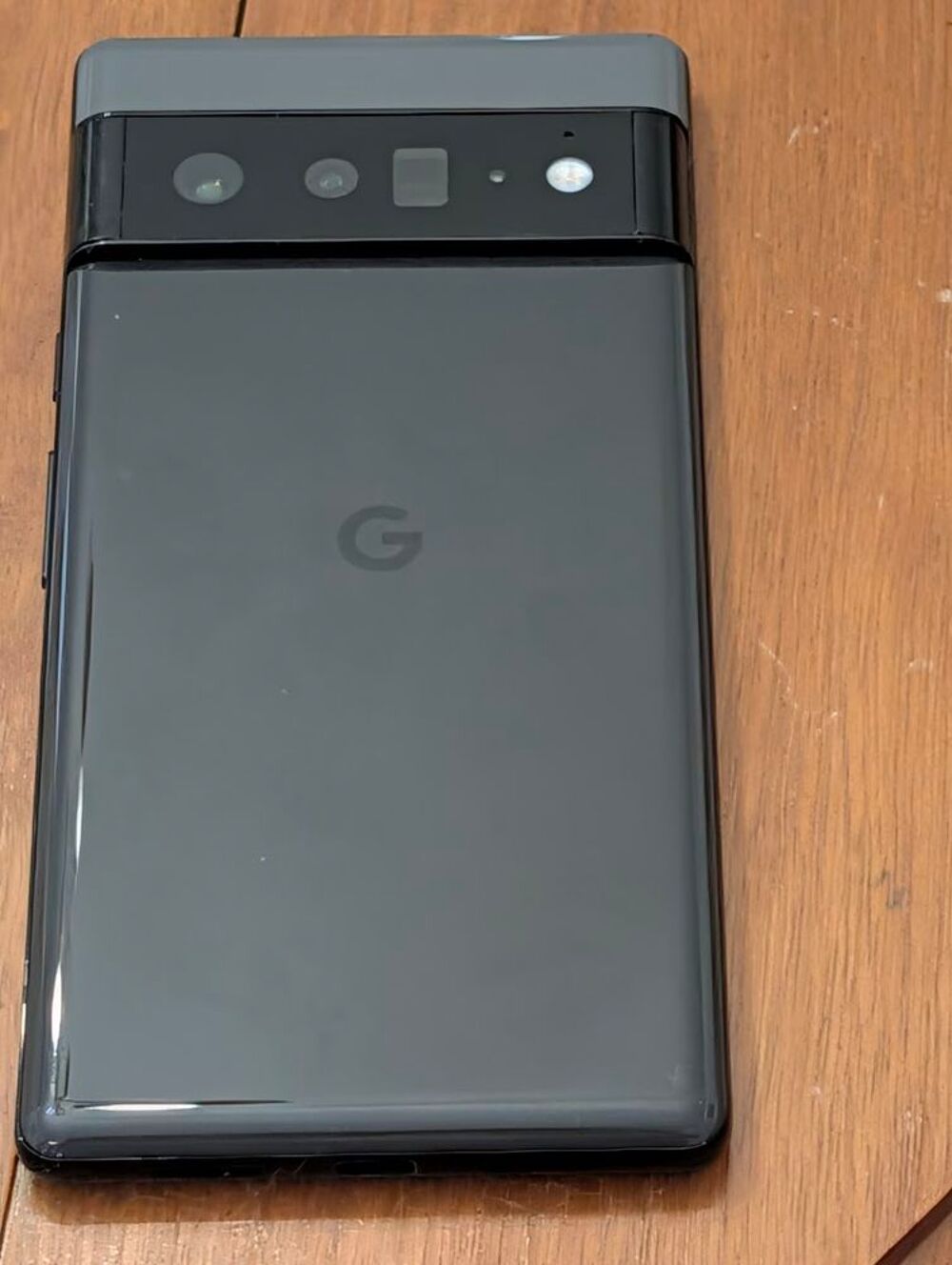 pixel 6 pro tr&egrave;s peu servi Téléphones et tablettes