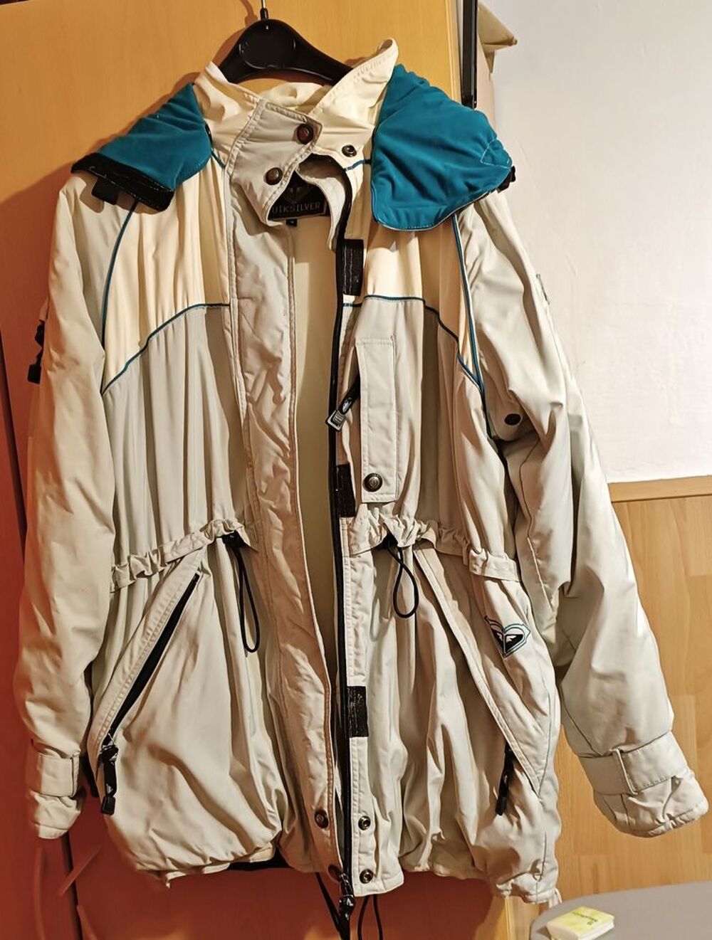 Blouson de ski pour femme de marque quik silver Vêtements