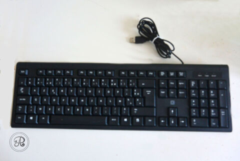 Clavier informatique. 8 Castelnaudary (11)