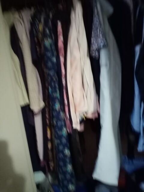 VTEMENTS POUR FEMMES ET HOMMES 0 Toulouse (31)