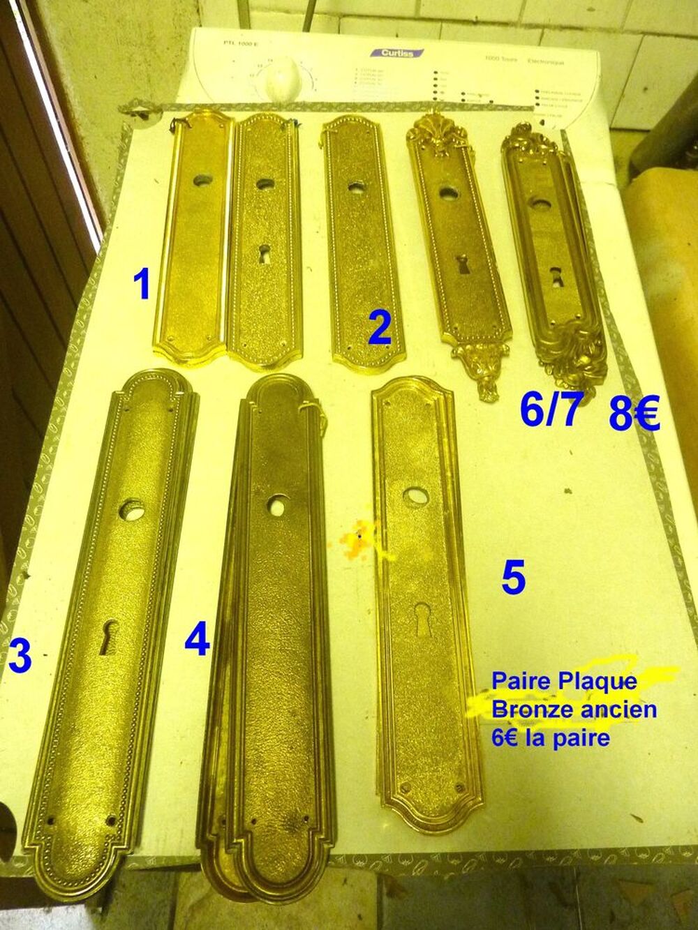 plaques propret&eacute;s et divers Décoration