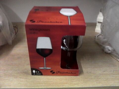 Coffret verres � vin neufs 10 Vermelles (62)