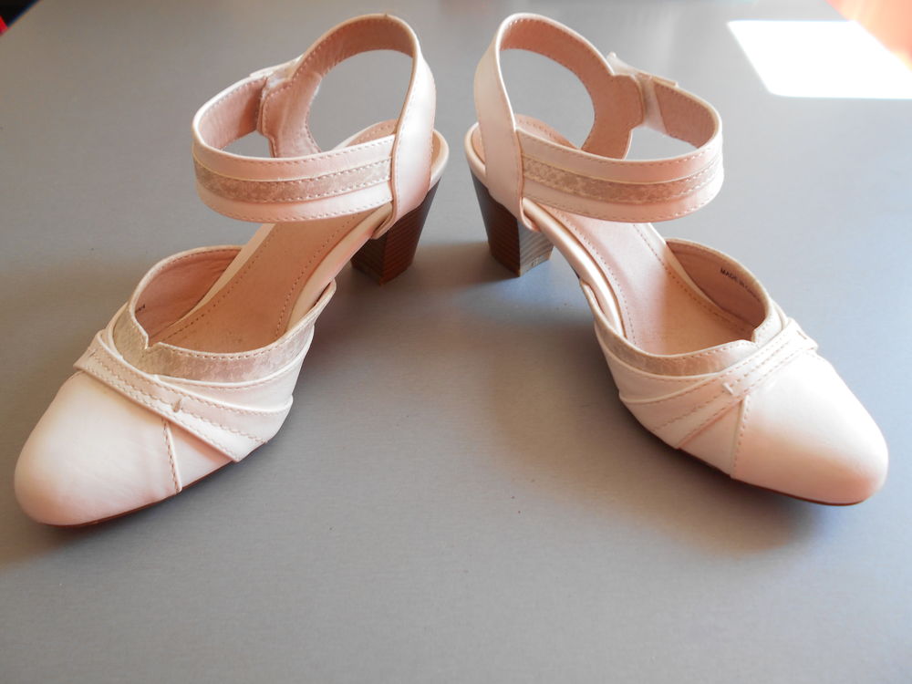Chaussures es carpins femme P36 &eacute;tat neuf Chaussures