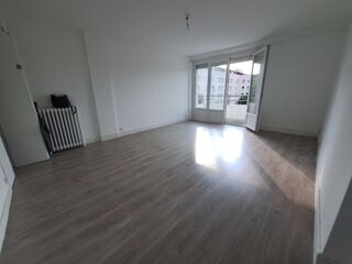  Appartement  louer 4 pices 93 m