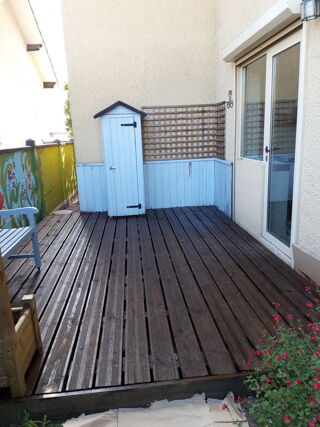 Maison à louer 8 pièces 190 m²