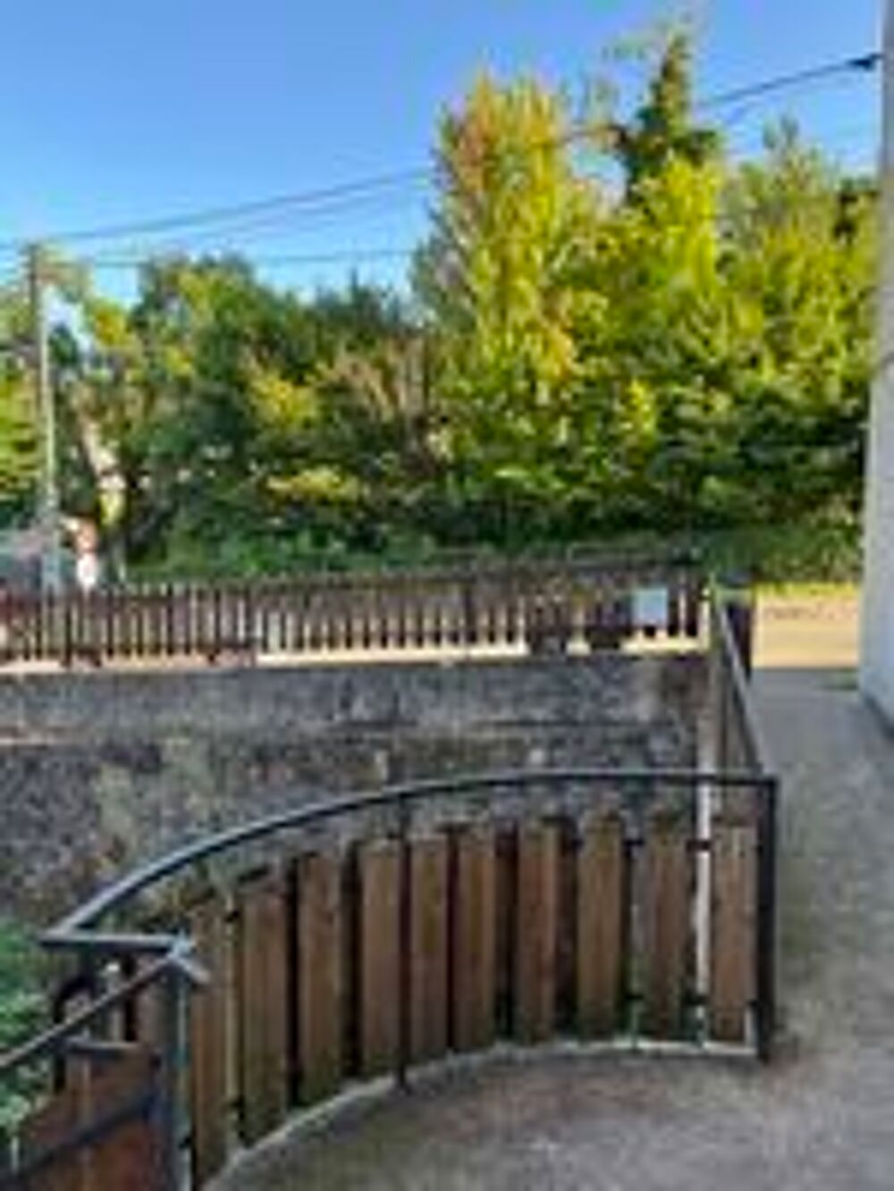 Location Maison MAISON MITOYENNE LE CREUSOT Le creusot