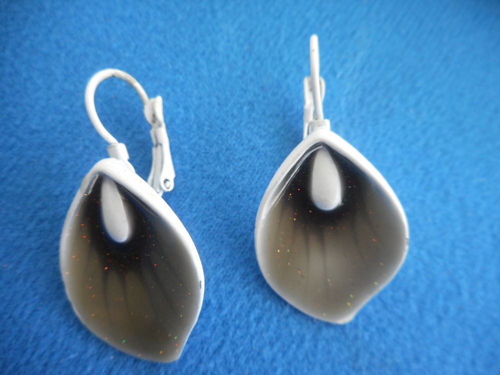 Boucle d'oreilles Arums Bijoux et montres