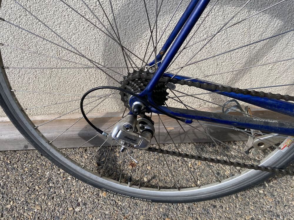 V&eacute;lo route Decathon totalement r&eacute;vis&eacute; V�los