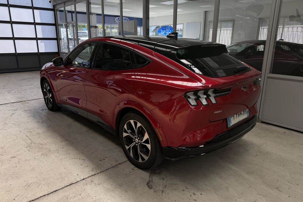 Mustang Mach-E Extended Range 99 kWh 351 ch AWD First Edition 2021 occasion 69520 Grigny