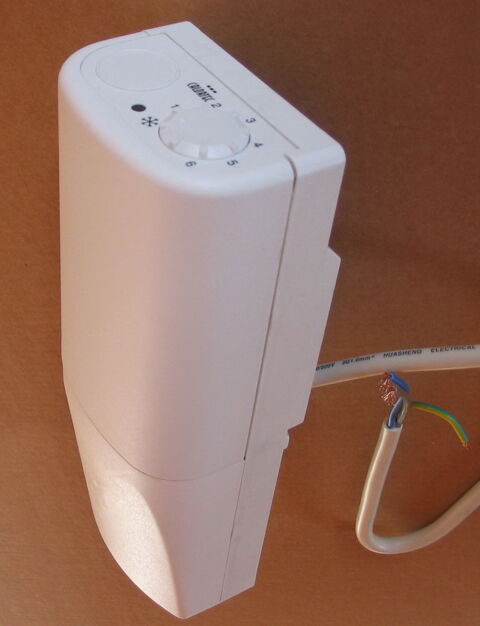 Boitier �lectronique pour radiateur 30 Saint-Quentin (02)