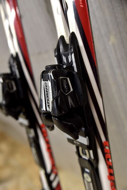 SKIS ATOMIC tat neuf pour skieur confirm 195 Les Eyzies-de-Tayac-Sireuil (24)