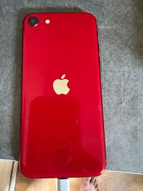 iPhone SE 2020 red dition  70 Dijon (21)