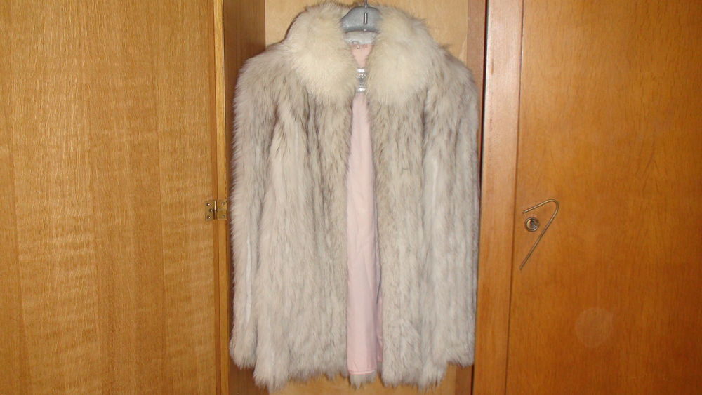 Fourrure peau de renard v&eacute;ritable Vêtements
