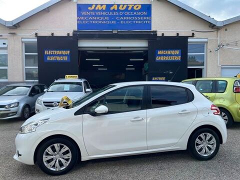Peugeot 208 belle  vti essence 83cv 96.800kms gps cl