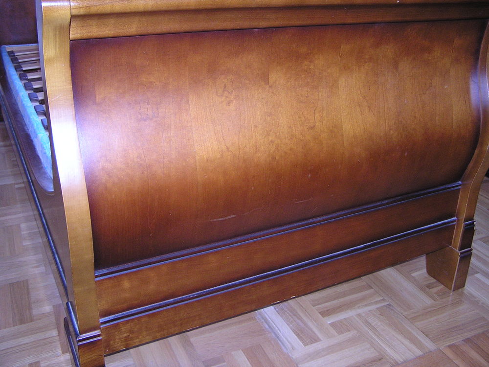 CHAMBRE A COUCHER Meubles