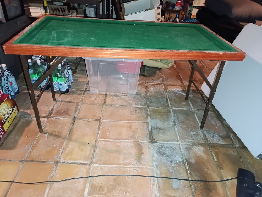 table &agrave; carte Meubles
