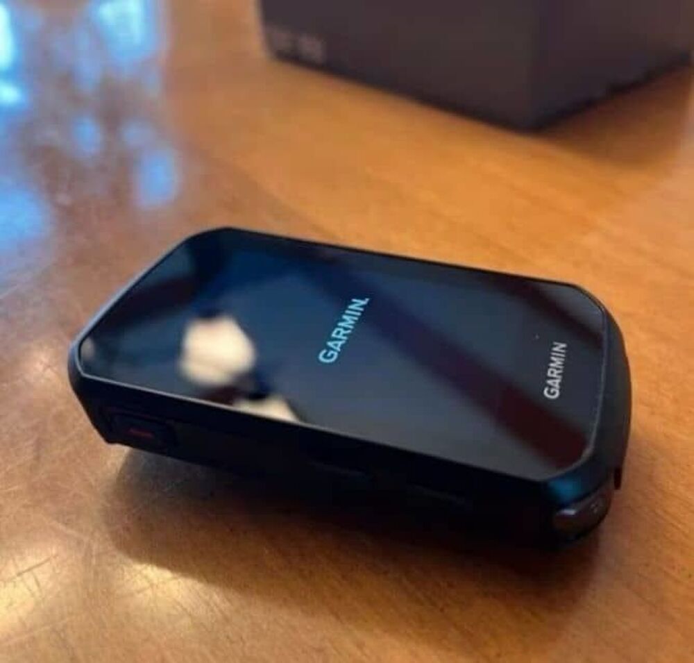 GPS GARMIN EDGE 850 Téléphones et tablettes