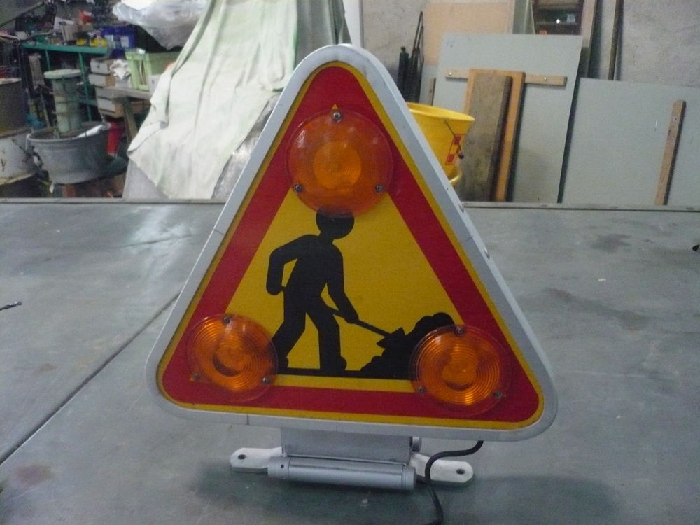 Triangle de chantier rabattable Bricolage